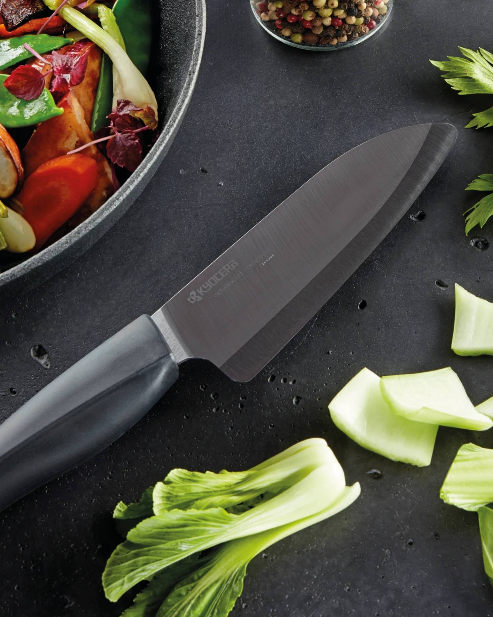 Kokkekniv SHIN fra Kyocera