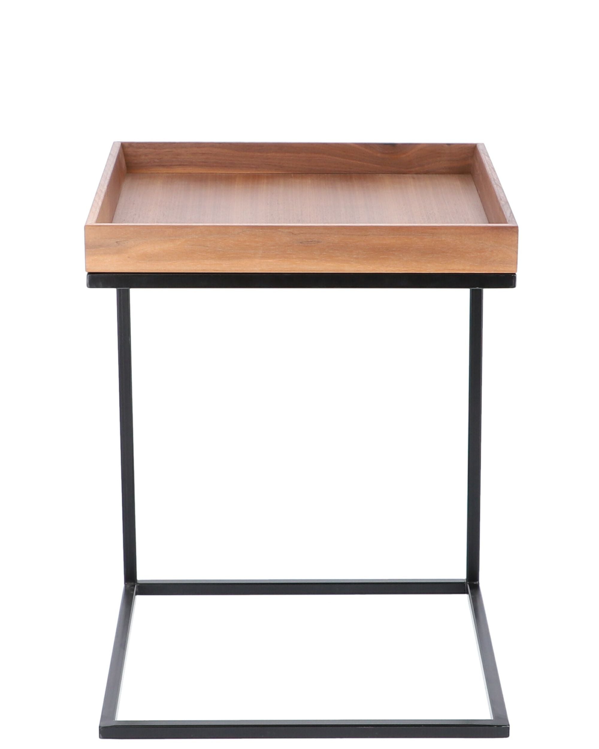 Jan Kurtz Pizzo sidebord: detaljbilde av den avtakbare avlange bordplaten i lyst tre, sett ovenfra.