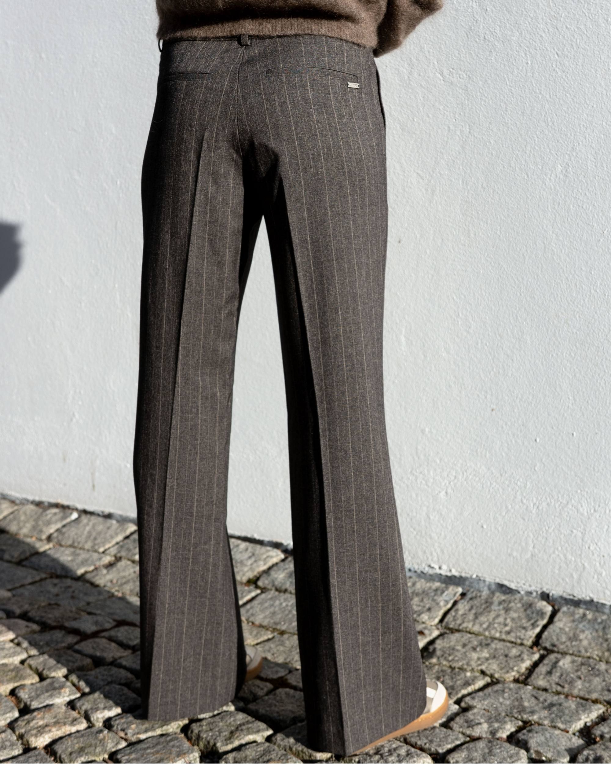 Porter Flared Pants fra Close to My Heart