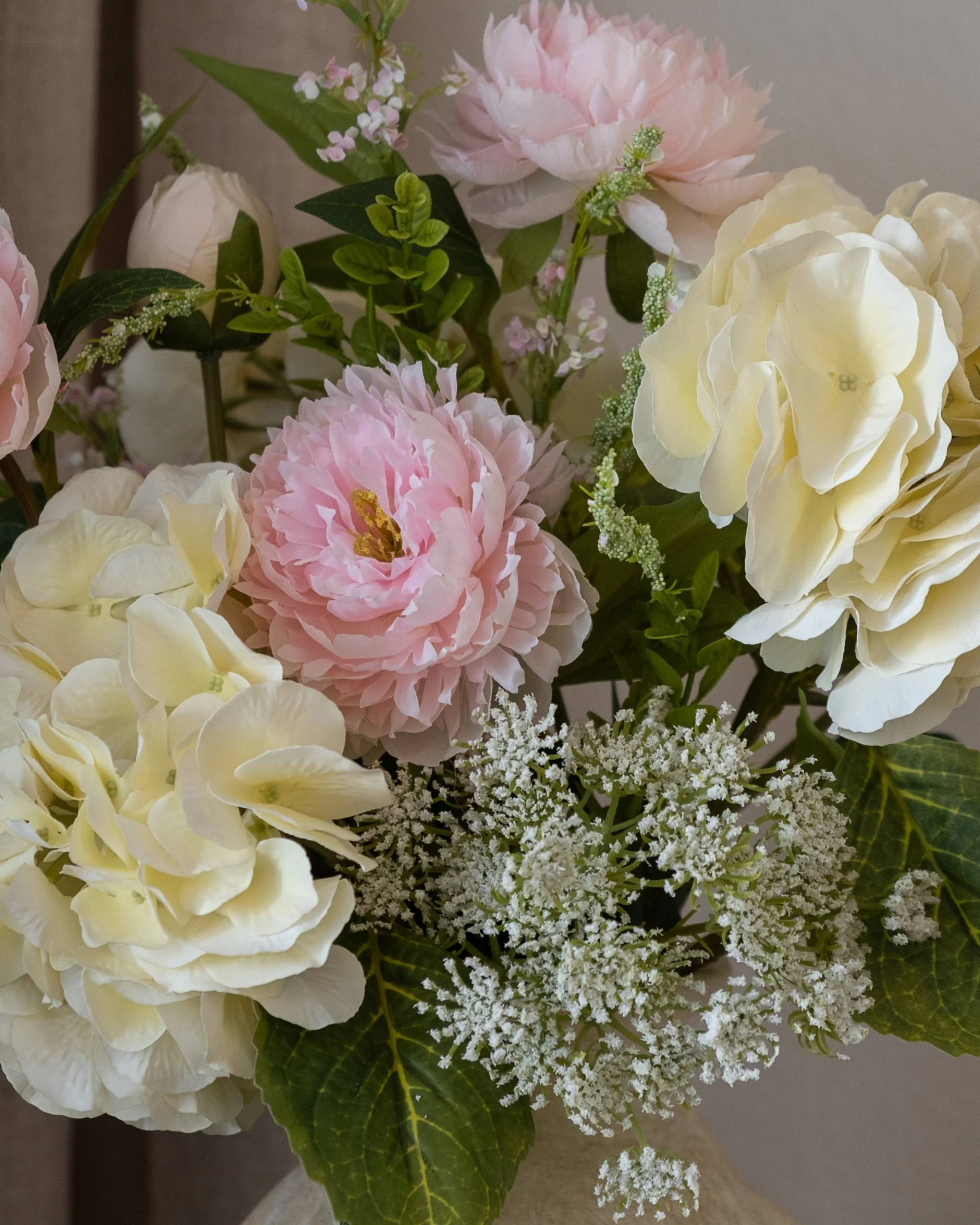 Strawberry Creme Bukett fra Amarante